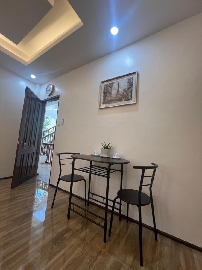 Rich-Vania Suites 卢纳将军城 外观 照片