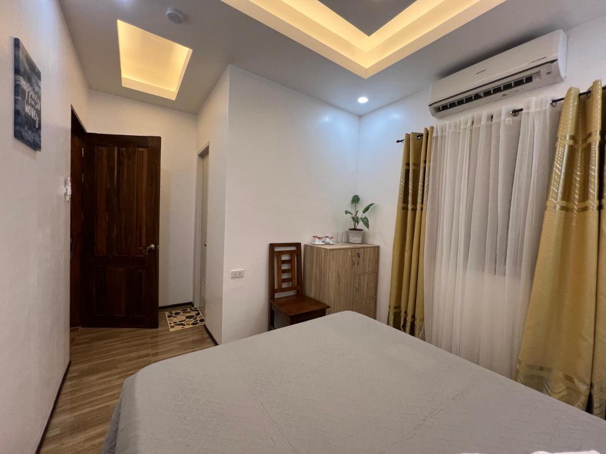 Rich-Vania Suites 卢纳将军城 外观 照片