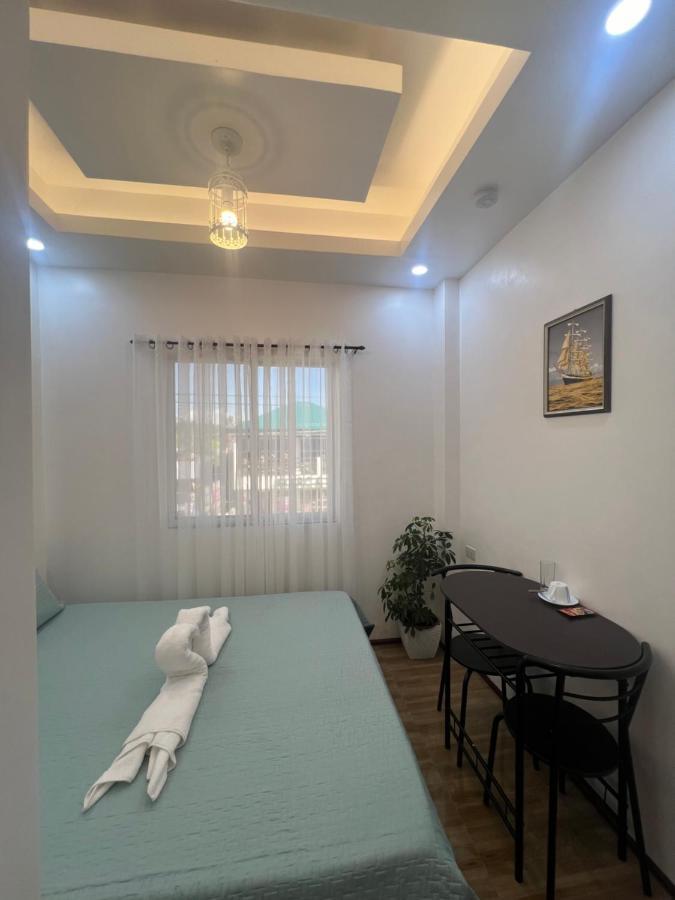 Rich-Vania Suites 卢纳将军城 外观 照片