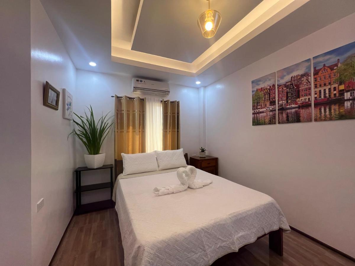 Rich-Vania Suites 卢纳将军城 外观 照片